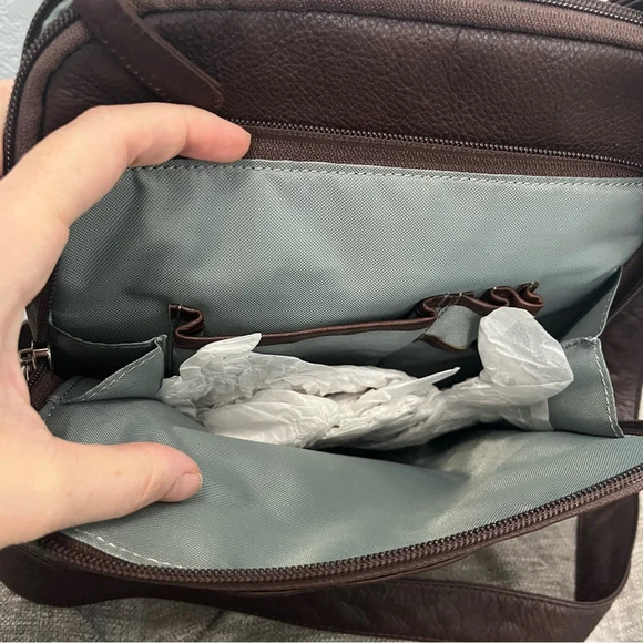 NEW Overland Expresso Dark Brown Leather Crossbody Bag/Purse - Picture 8 of 9